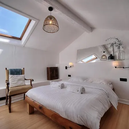Apartment Upstays Renovated 31m Duplex Suquet